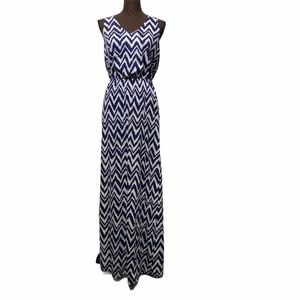 Lilly Pulitzer chevron print v neck maxi tank dress navy and white size small
